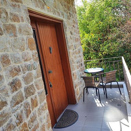 Stone House With Seaview Nea Poteidaia Exterior foto