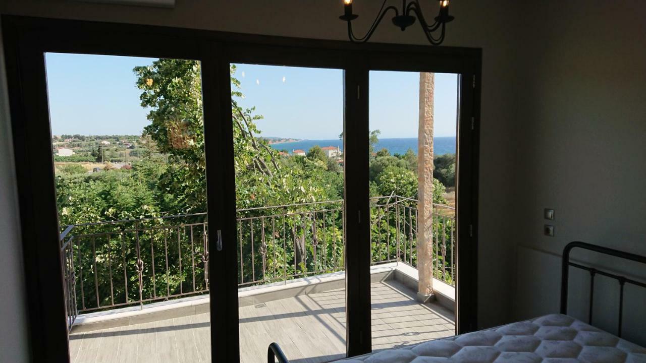 Stone House With Seaview Nea Poteidaia Exterior foto